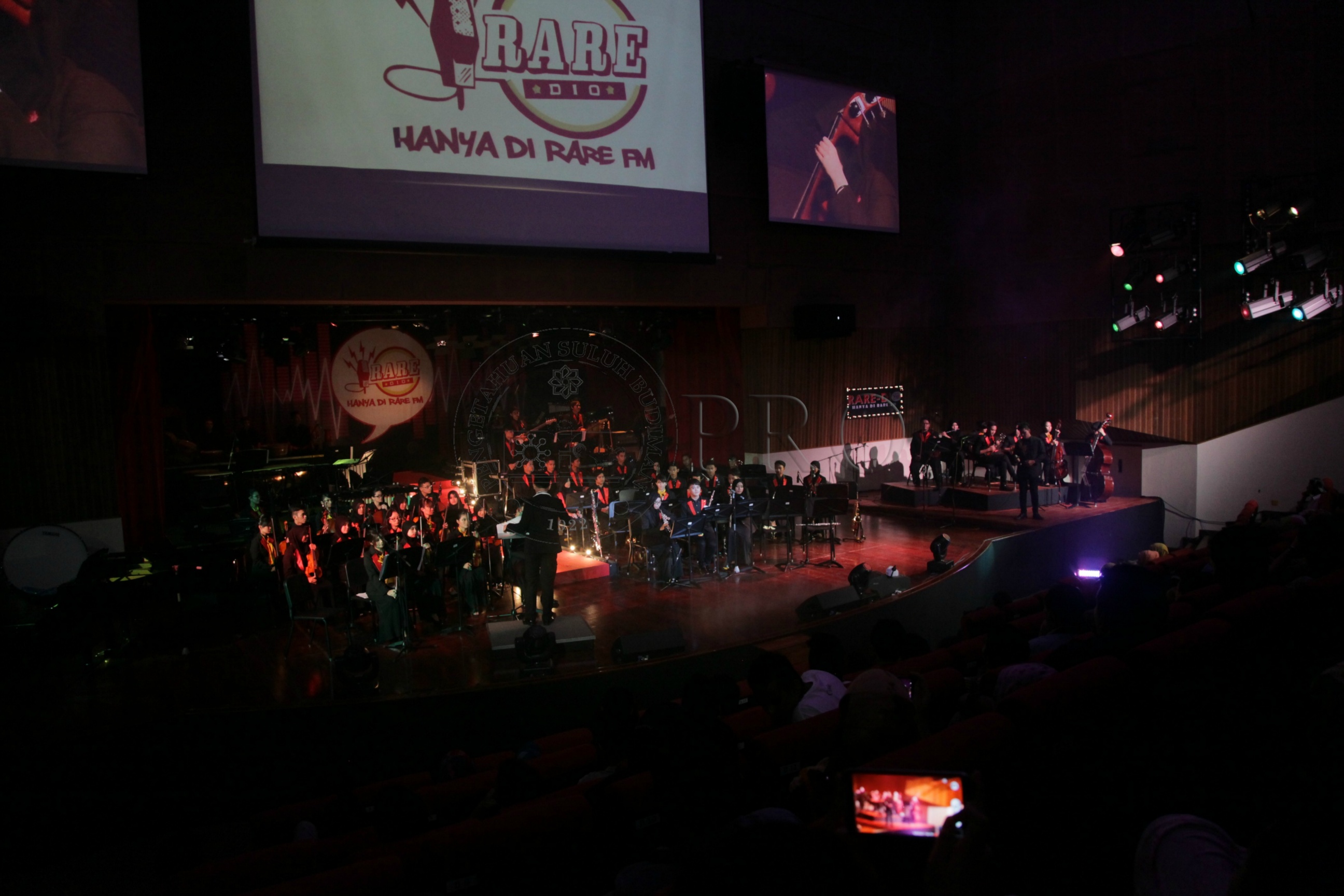 PRO 14 29 RARE IMG 0606